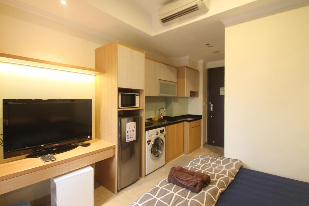 Apartemen Menteng Park By Aparian Jakarta Exterior photo